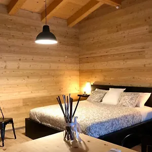Appartamento Mini Alloggi Il Vigneto Del Borgo, Due Carrare